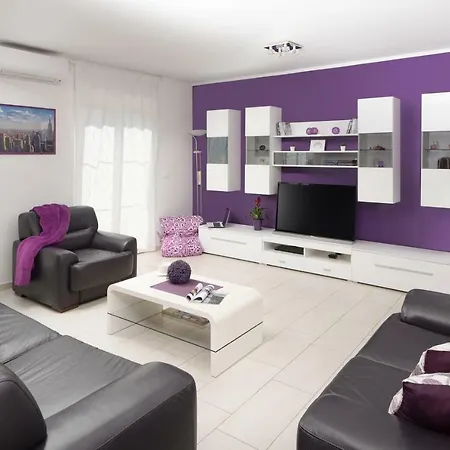 Rainbow Apartman Póla Kültér fotó